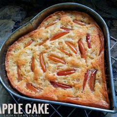 Apple cake A picture of Apple cake.