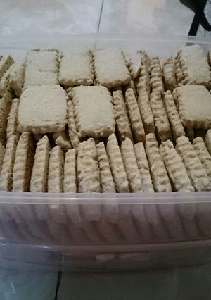 Foto resep Kue Kering Tepung Ganyong: Putihan