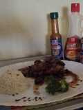 Pollo con salsa inglesa, teriyaki y miel de maple