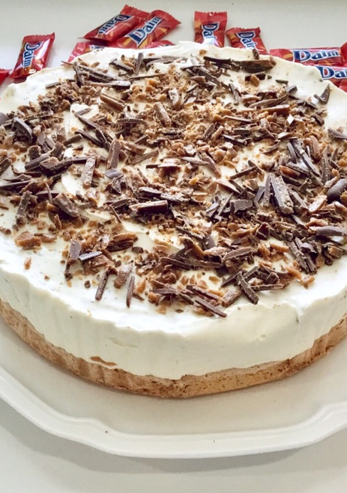 A picture of Daim Ice Cream Cake 🇳🇴.