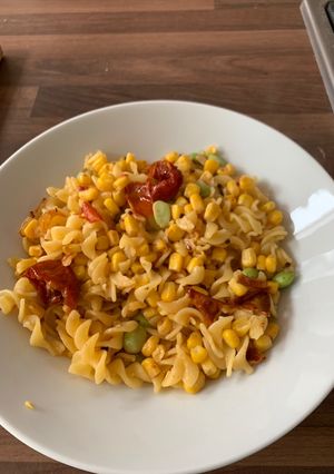 A picture of Tricolour GF pasta.