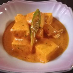 A picture of Paneer Makhani.