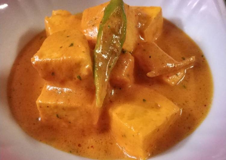 Simple Way to Make Homemade Paneer Makhani