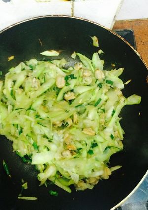 Hình của món Bầu xào ngao.