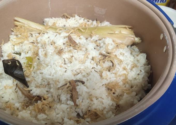 Nasi liwet rice cooker enak