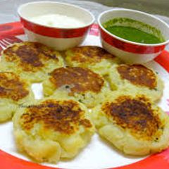 A picture of Aloo tikki.