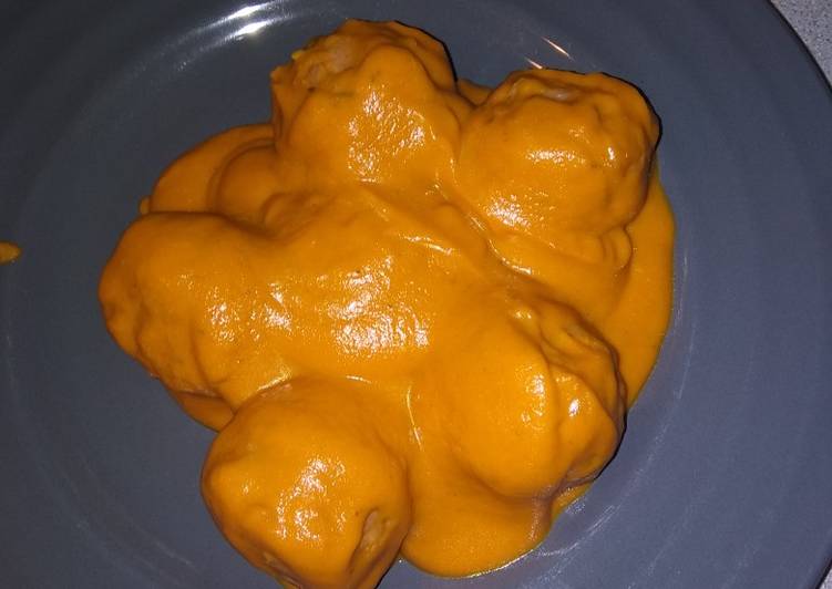 Albóndigas en Mambo Cecotec