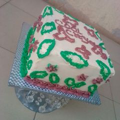 Vanilla & chocolate marble Christmas themed cake A picture of Vanilla & chocolate marble Christmas themed cake.