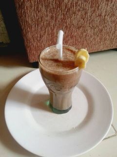 Foto resep Cara membuat milkshake pisang coklat