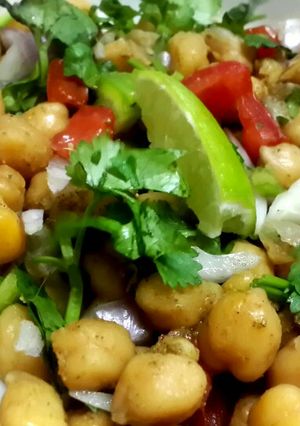 A picture of Chana chaat (Chickpea Salad).