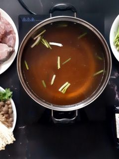 Hình của món Lẩu thập cẩm.
