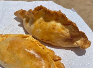 Una foto de Empanadas al horno con masa casera