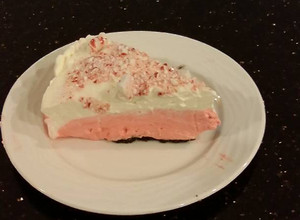 A picture of Peppermint no bake Cheesecake.
