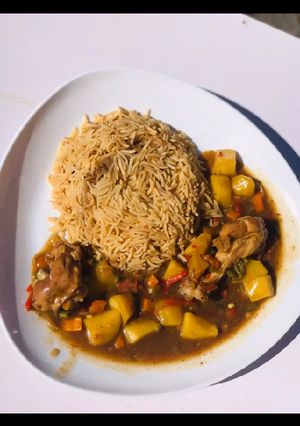 A picture of Sudanese rice and potato goulash.