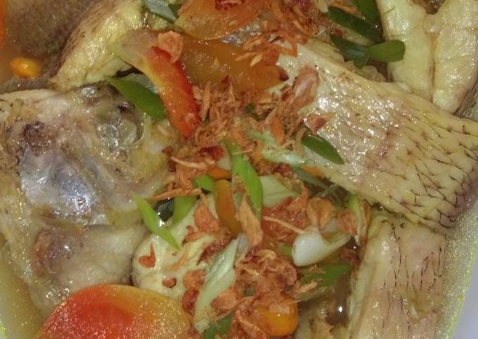 Langkah Mudah untuk Membuat Steam Gurameh Kuah Kuning, Lezat