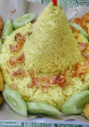 Foto resep Nasi kuning magic com