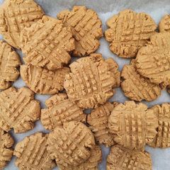 A picture of Peanut Butter Cookies.