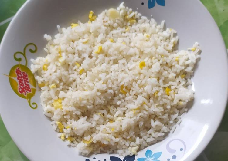 Nasi goreng putih