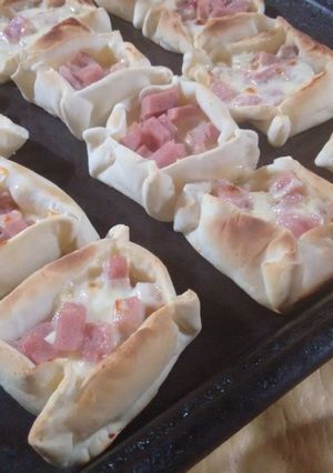 Una foto de Canastitas de Jamón y Queso