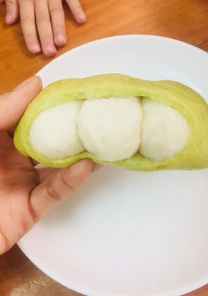 Hình của món Bánh bao chay lá dứa.