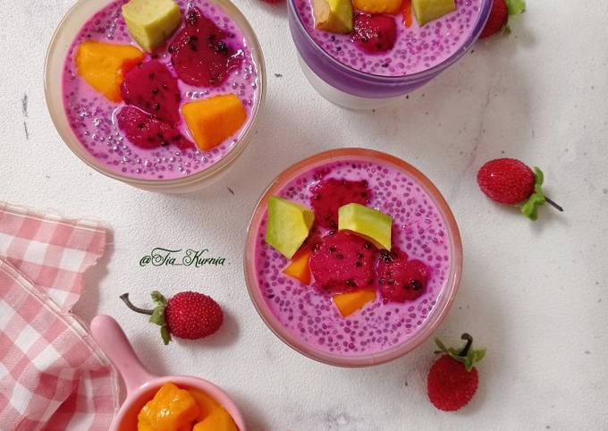 Resep Pudding Chia Seed Buah Naga oleh tia kurnia - Cookpad