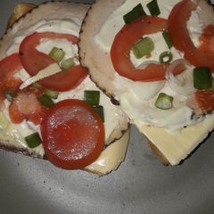 Easy open toasted chicken sambo A picture of Easy open toasted chicken sambo.