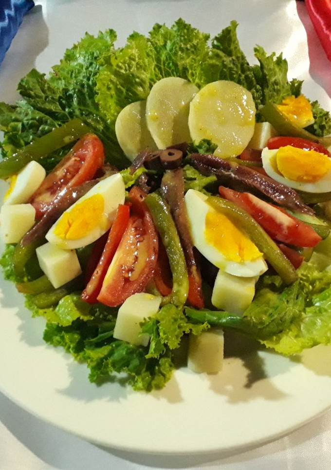 Una foto de 🇫🇷Salade niçoise🇫🇷 "ensalada niçoise"