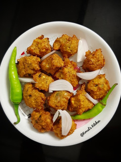 દાળવડા (Dalwada Recipe In Gujarati) રેસીપી મુખ્ય ફોટો