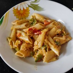Mix vegetable penne pasta A picture of Mix vegetable penne pasta.