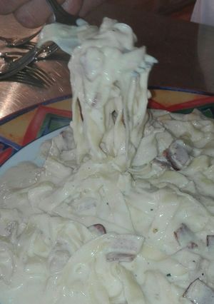 Foto principal de Tallarines carbonara de 2 maneras