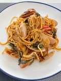 Stir Fried Spaghetti and Clams With Thai Chili Paste