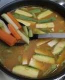 Caldo de pollo con verduras
