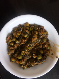 मेथी मलाई मटर (Methi malai matar recipe in Hindi) रेसिपी मुख्य फोटो