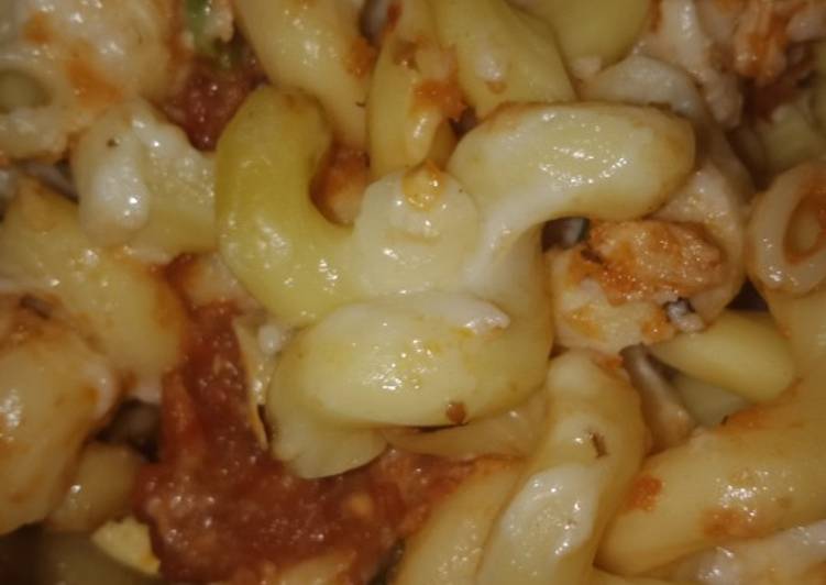 Macroni chicken