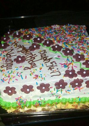 A picture of Vanilla cake with butter icing.