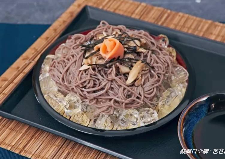 全聯食譜之爸爸回家做晚飯-燻鮭魚蕎麥冷麵