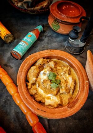 A picture of Butter chicken Handi.