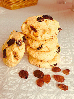 Una foto de Galletas de nueces y Almendras con pasas