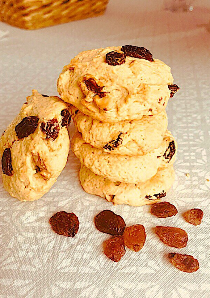 Una foto de Galletas de nueces y Almendras con pasas