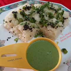 A picture of Rava Dhokla/White Dhokla/Rava Steamed Cake.