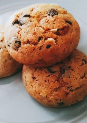 A picture of Chocolate chip cookies (2).