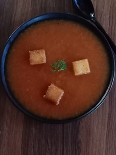टमाटर सूप (tamatar soup recipe in Hindi) रेसिपी मुख्य फोटो