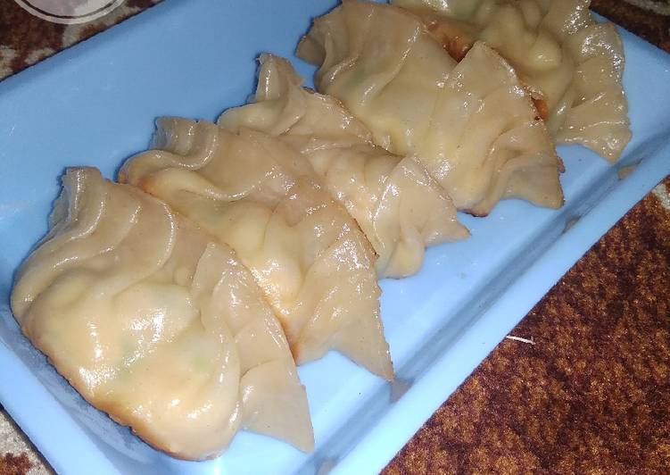 Gyoza isi sayuran sederhana