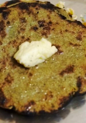 A picture of Bajra roti.
