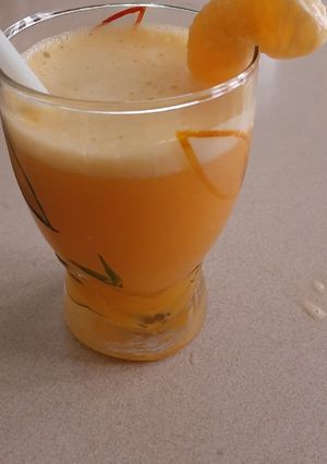 ऑरेंज जूस (orange juice recipe in hindi) रेसिपी मुख्य फोटो