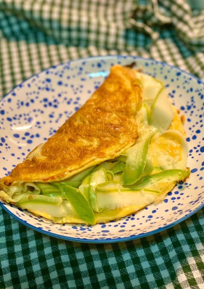 Una foto de Tortilla de calabacín diferente en 10 min