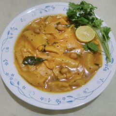 A picture of Dal dhokli.