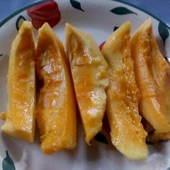 A picture of Canoe Salted Papaya.