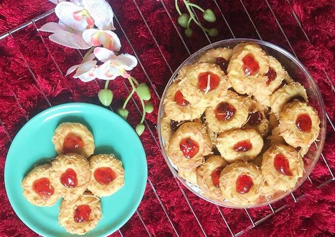 Easiest Way to Make Perfect Strawberry Thumprint Cookies Anti Gagal