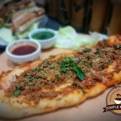 A picture of Turkish Pizza.